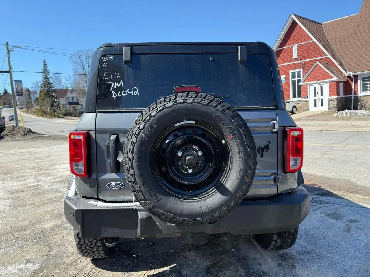 Ford Bronco снимка Ford Bronco