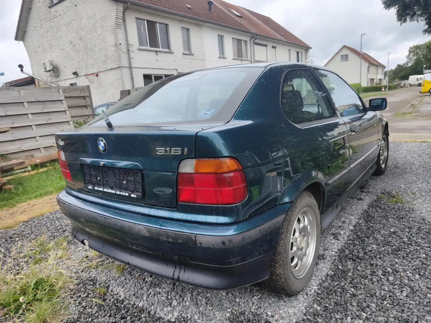 BMW 316 316i - 2