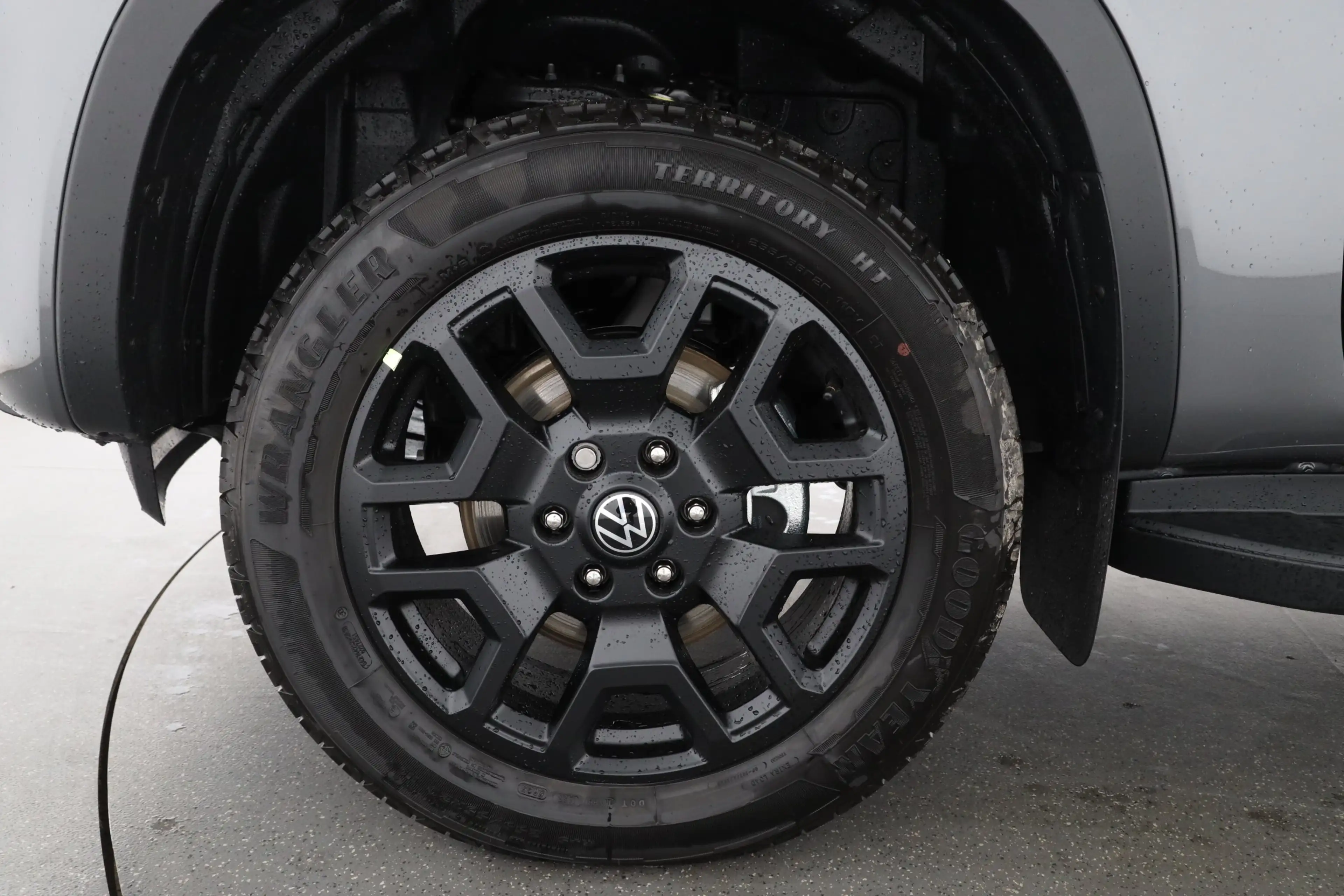 Volkswagen Amarok DC TDI 4MOTION DARK LABEL | AHK | ACC | — photo 8