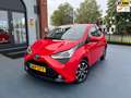 Toyota Aygo 1.0 VVT-i x-cite AUTOMAAT LMV AIRCO Rouge - thumbnail 1