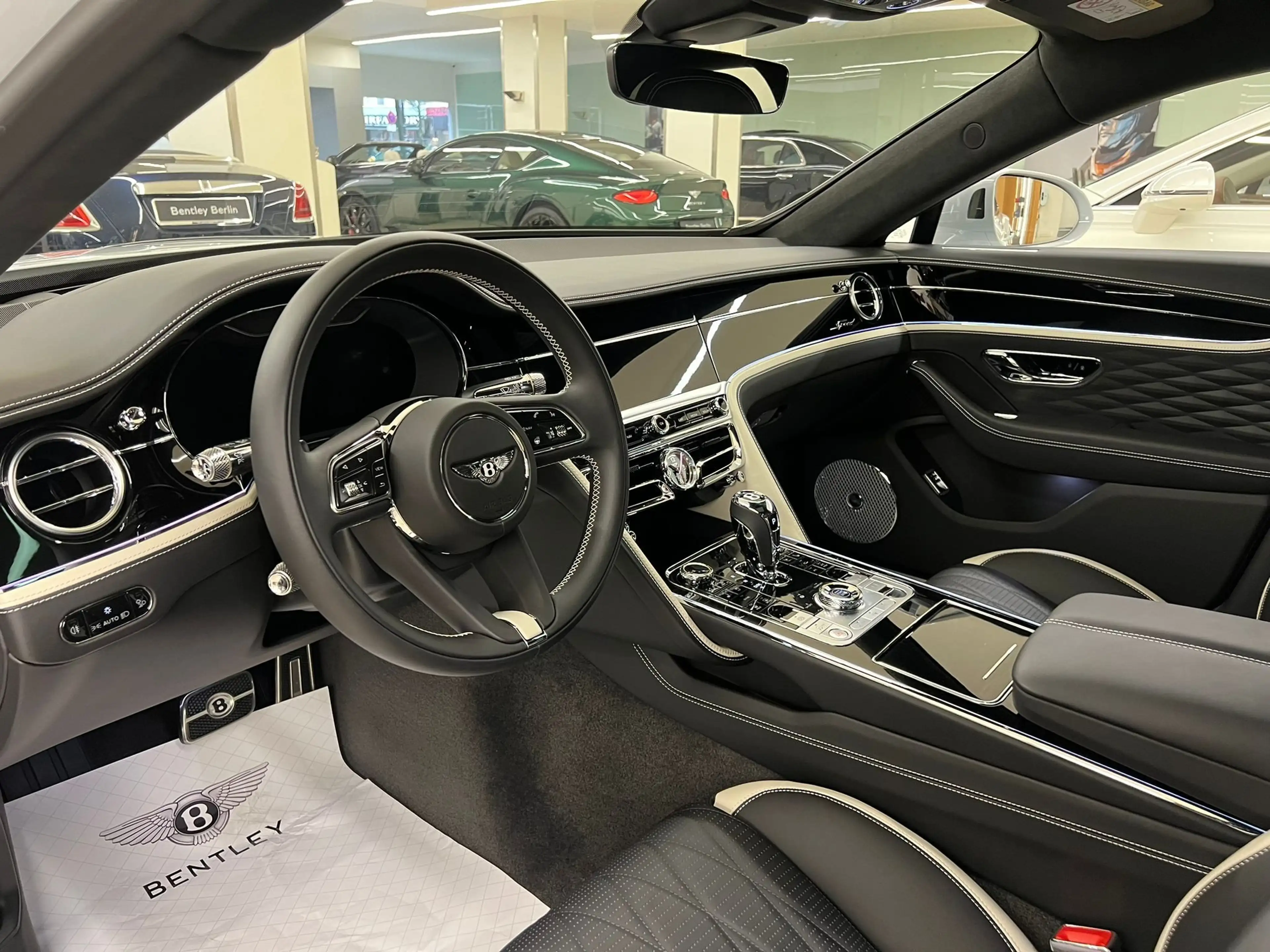 Bentley Flying Spur 6.0 SPEED W12 (CARBON) VAT CAR — photo 10