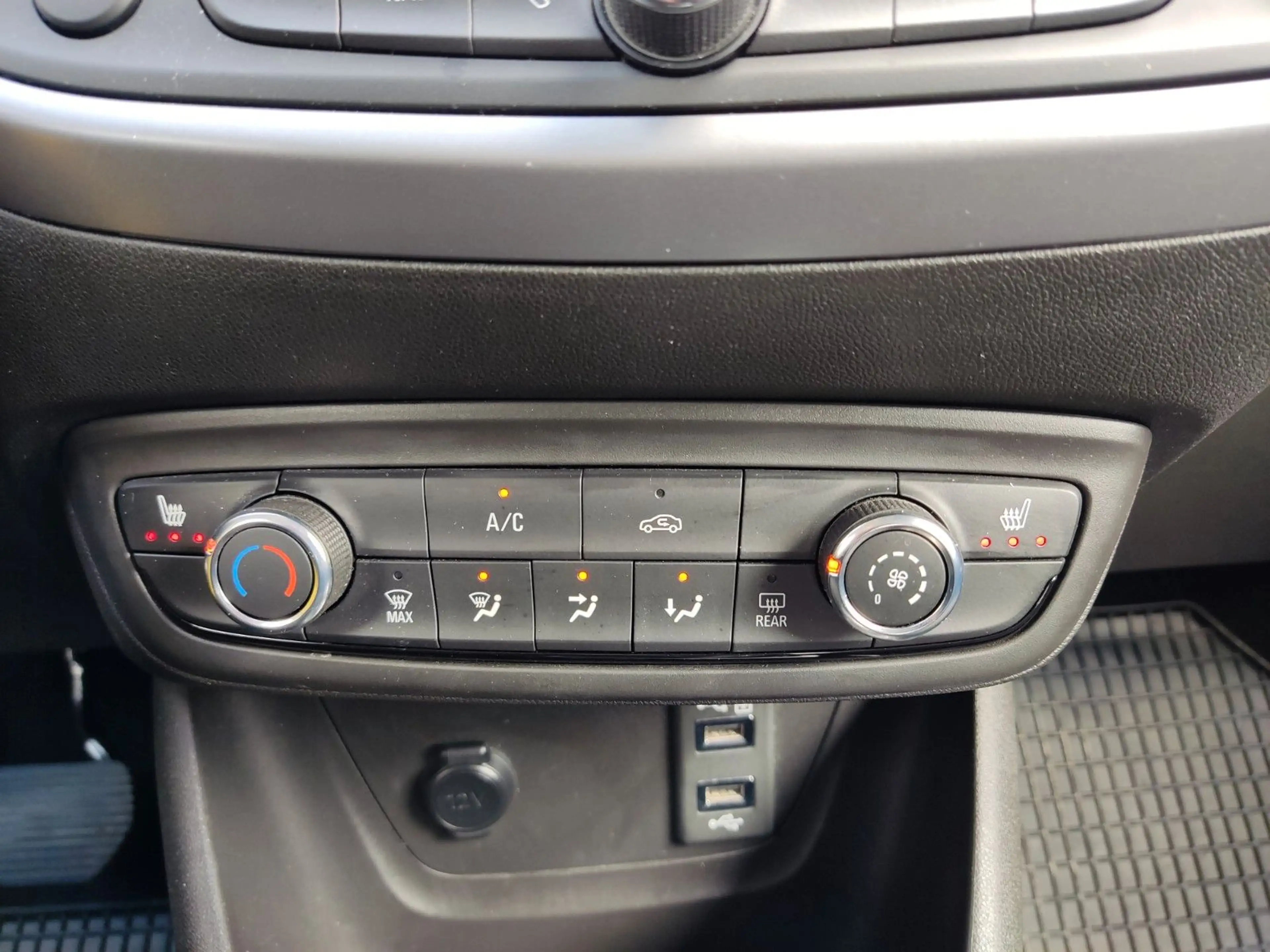 Opel Crossland X Crossland Edition Automatik*RFK*SHZ*NAVI* — photo 10