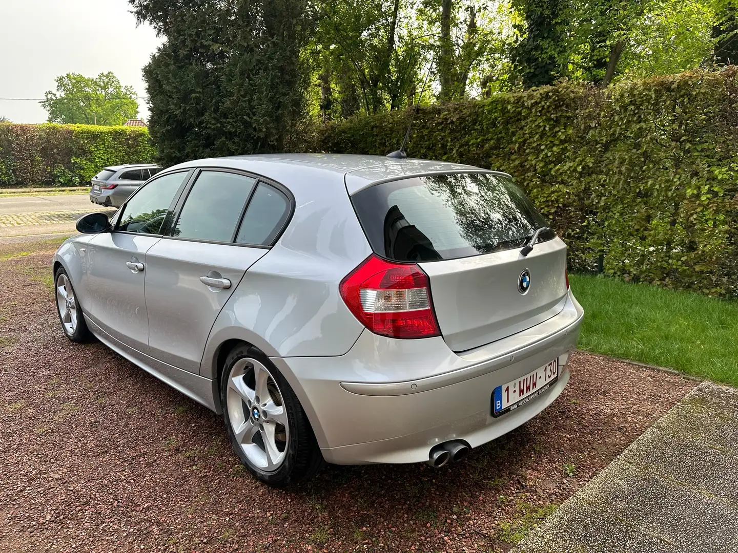 BMW 130 130i Argintiu - 2
