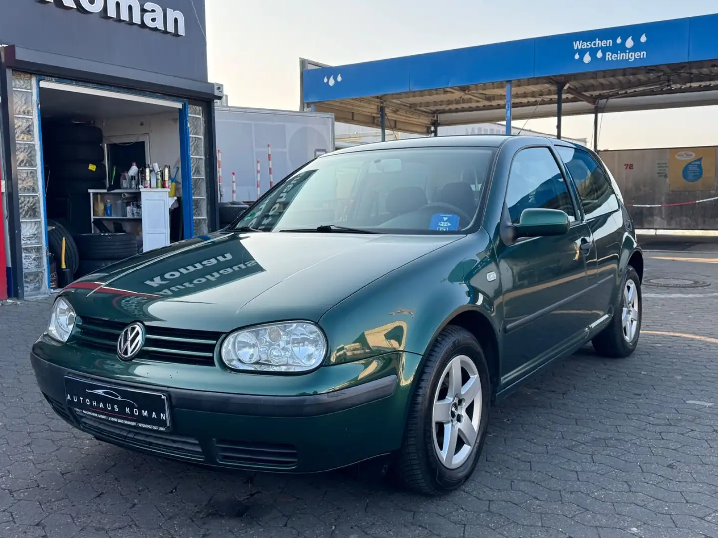 Volkswagen Golf 1.4*TÜV NEU*KLIMA*ALLWETTER*SERVICE N Grün - 1