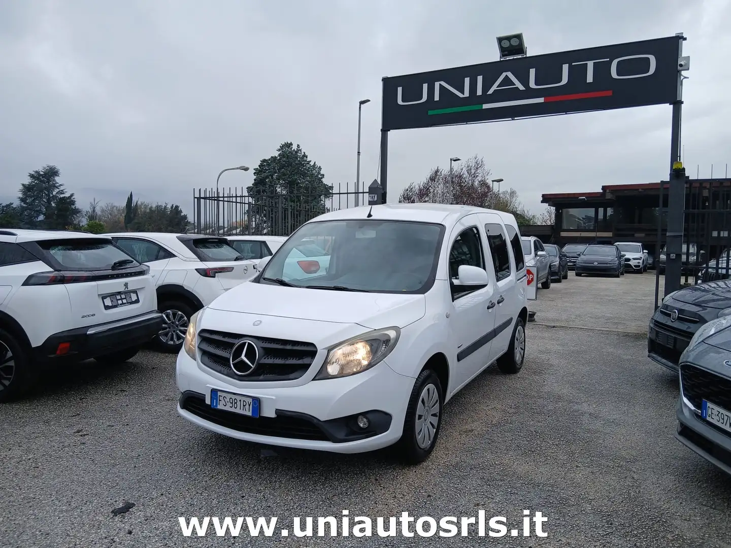 Mercedes-Benz Citan Citan 109 cdi Tourer AUTOCARRO !!! Bianco - 2