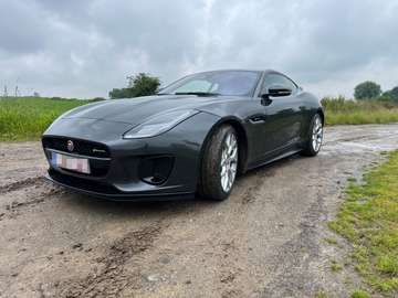 F-Type Coupe 2.0 i4 P300 R-Dynamic