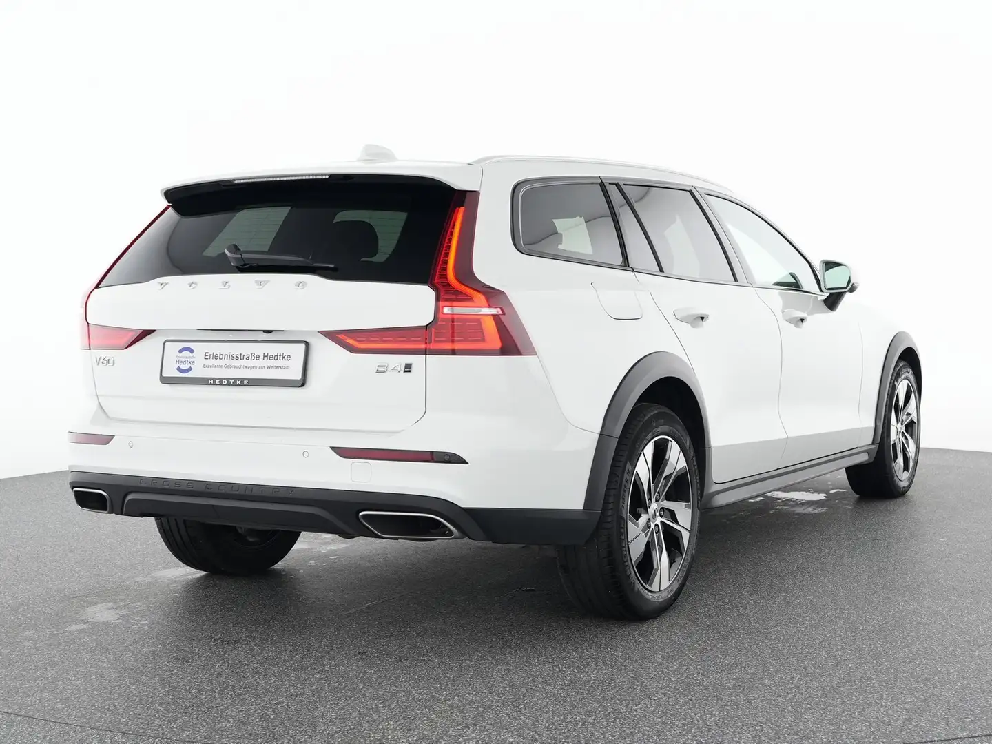 Volvo V60 Cross Country B4 Diesel AWD Pro 18"+AHK+360° Blanc - 2
