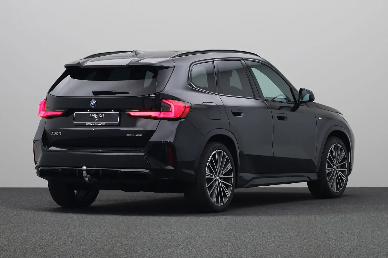 BMW iX1 xDrive30 67 kWh | M-Sportpakket Pro | 20'' Multisp Noir - 2
