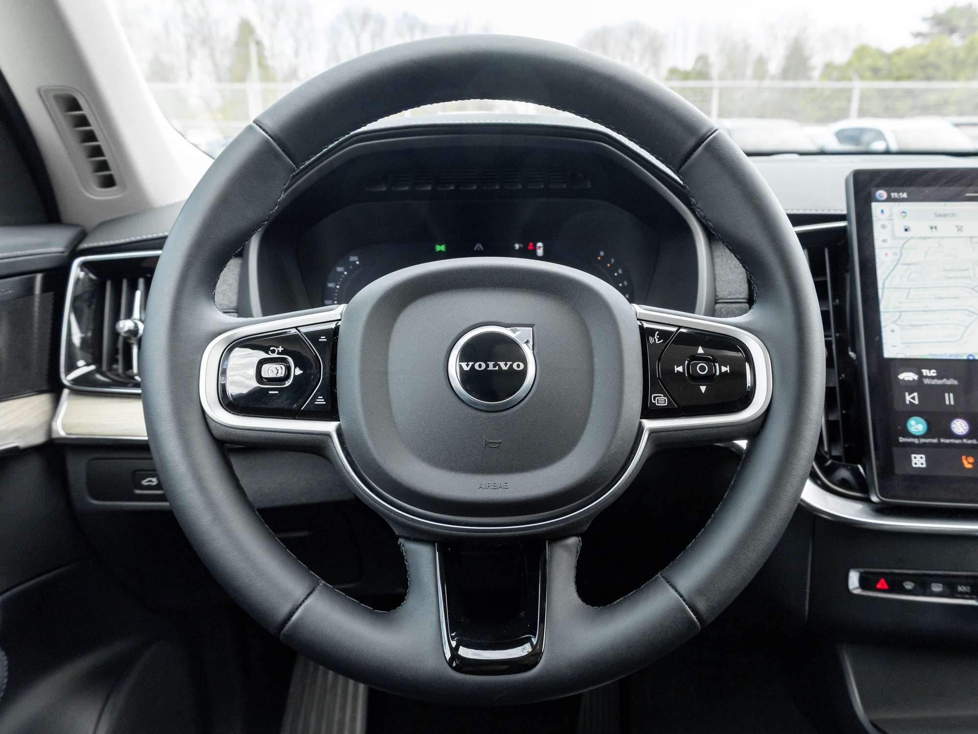 2026 Volvo XC90 B6 AWD PLUS 7-Seater |21" WHEEL |HARMAN KARDON thumb 9