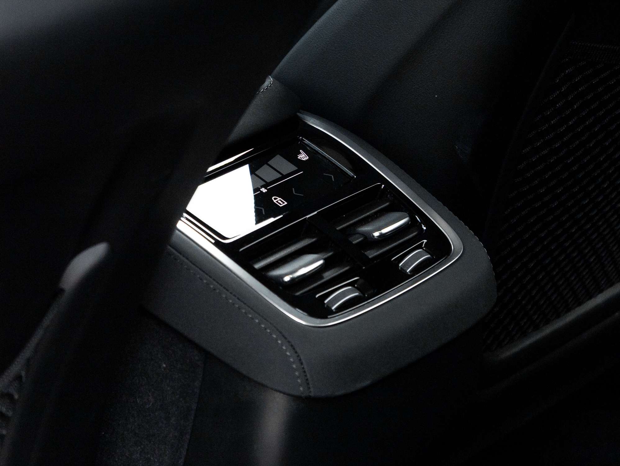 2026 Volvo XC90 B6 AWD PLUS 7-Seater |21" WHEEL |HARMAN KARDON thumb 27