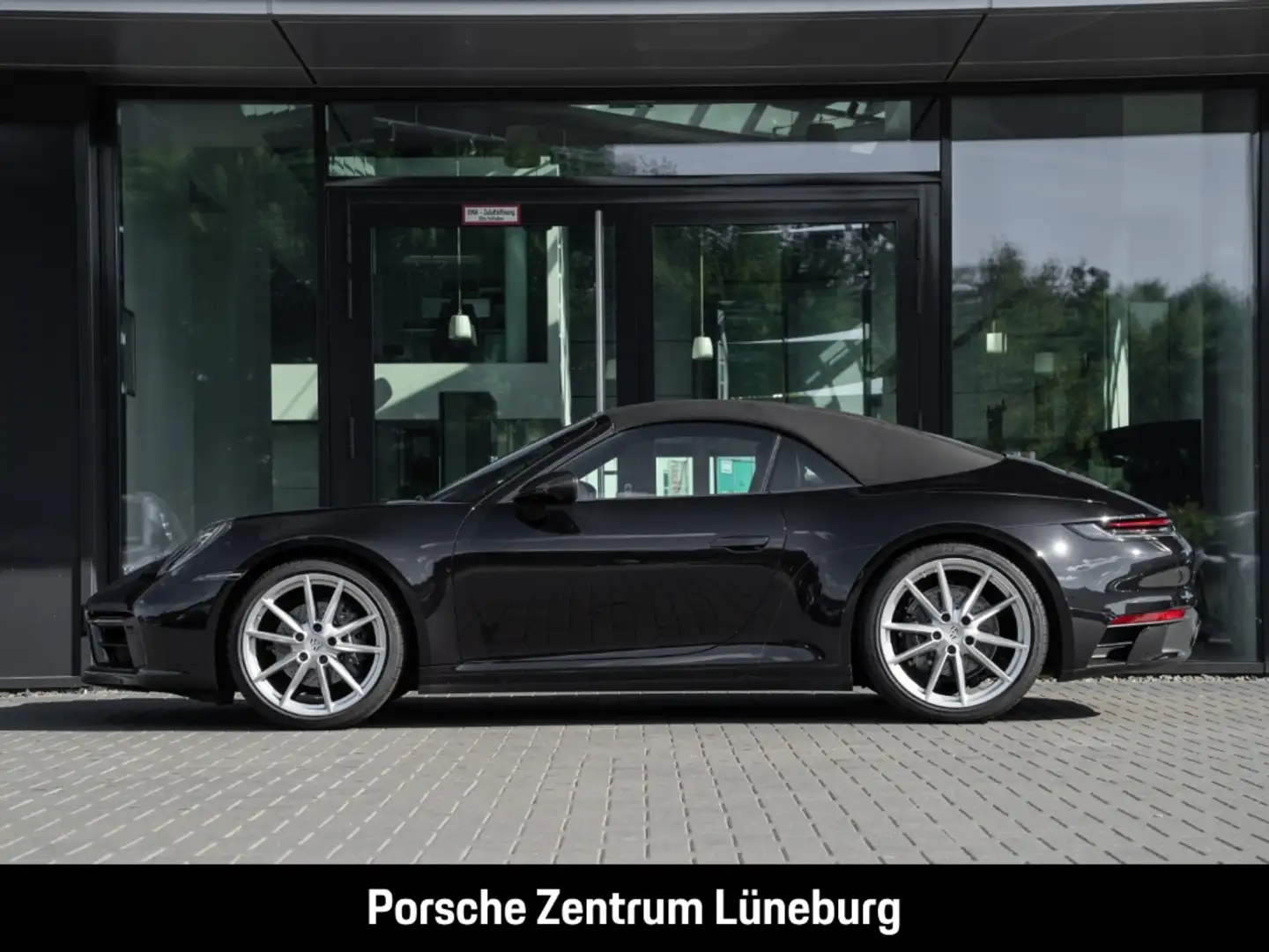 Porsche 992 911 Carrera Cabrio LED-Matrix Sportabgas Schwarz - 2
