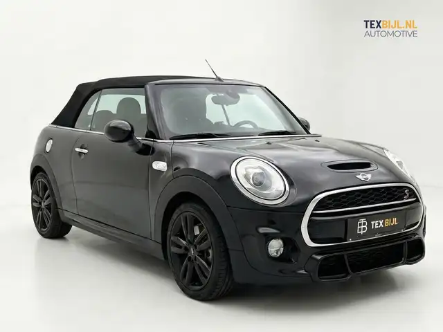 MINI Cooper S Cabrio 2.0 Chili Serious Business John Cooper Works