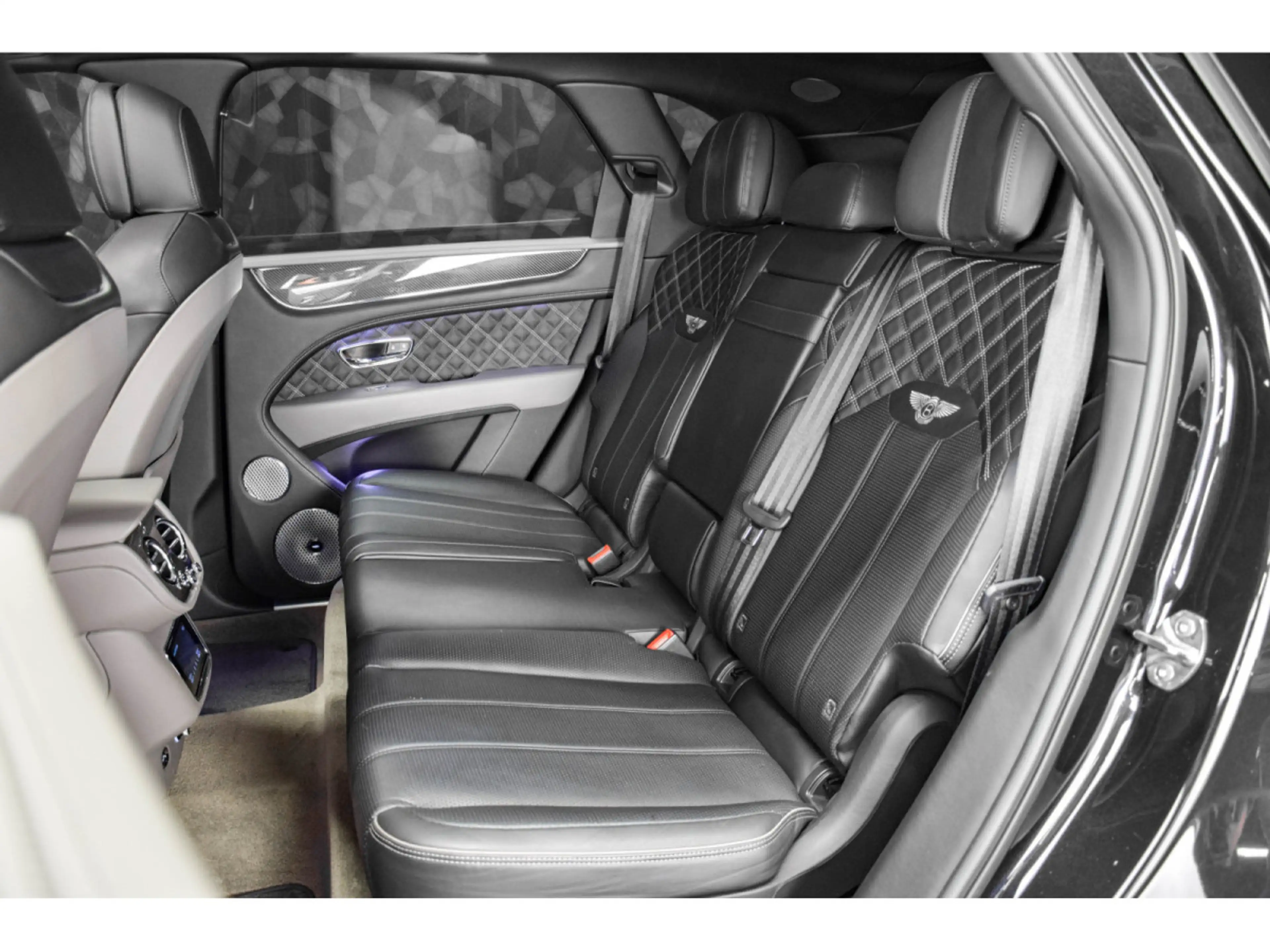 Bentley Bentayga FIRST EDITION V8 - STARTECH — photo 11