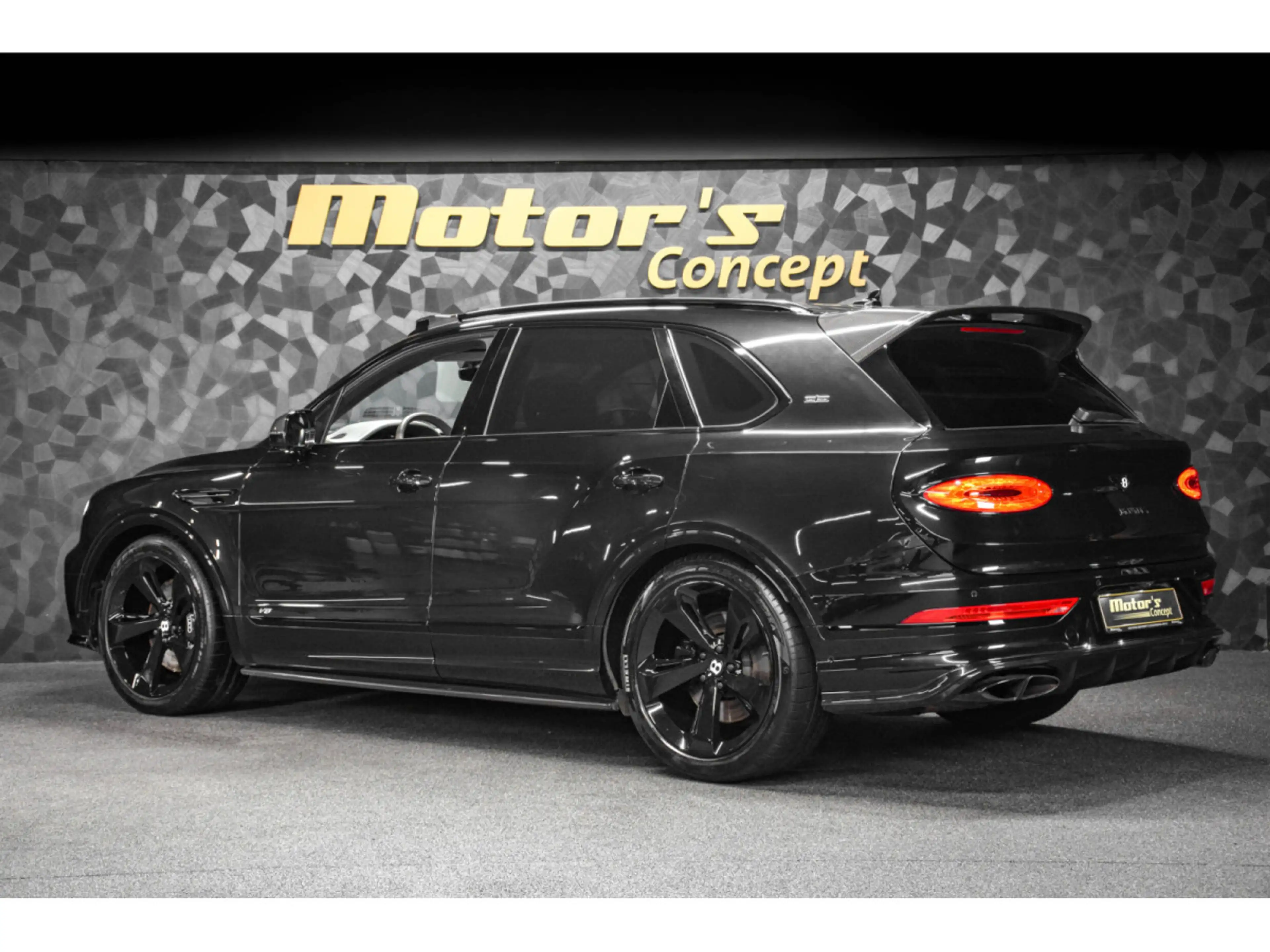 Bentley Bentayga FIRST EDITION V8 - STARTECH — photo 7