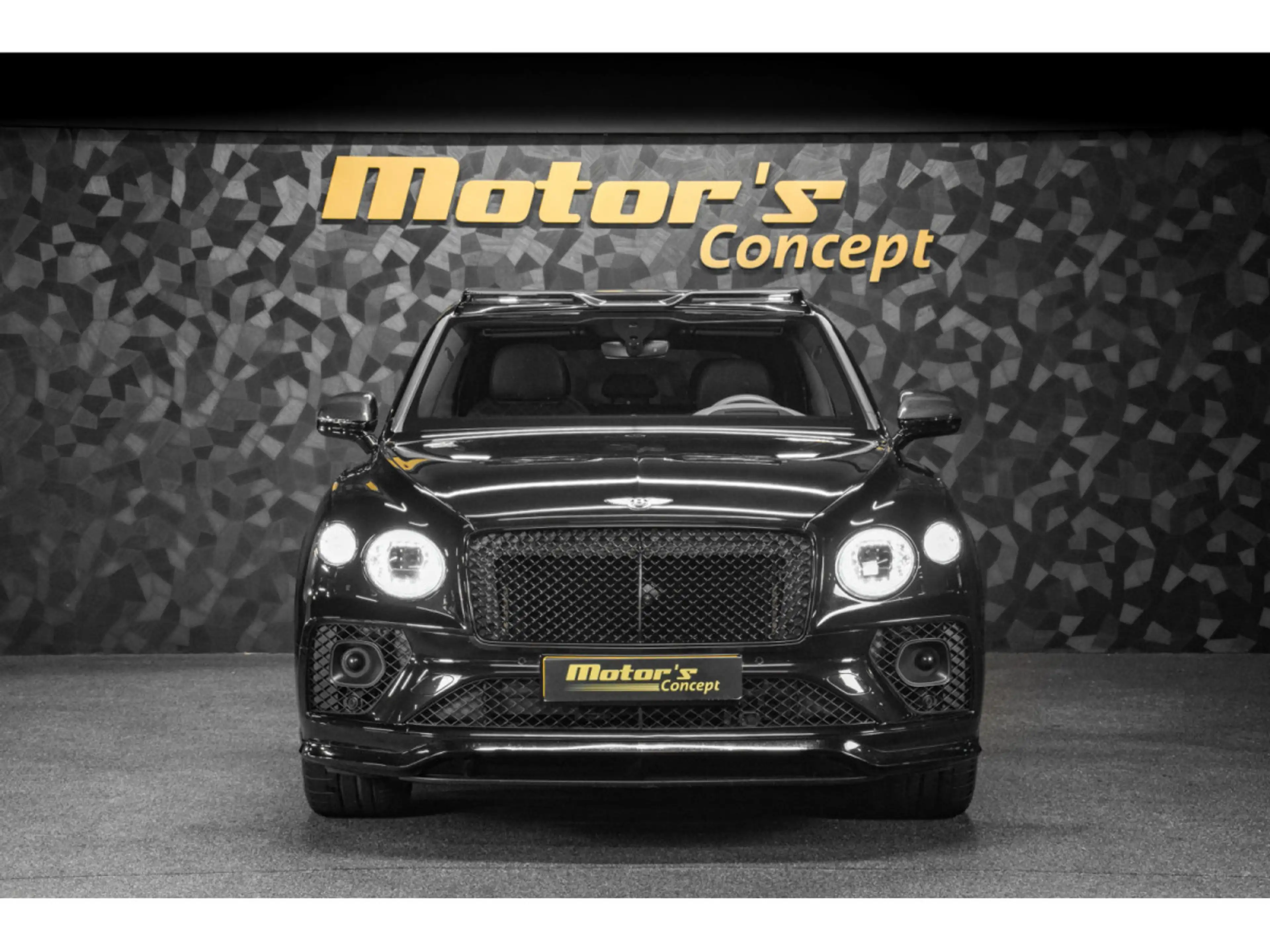 Bentley Bentayga FIRST EDITION V8 - STARTECH — photo 4