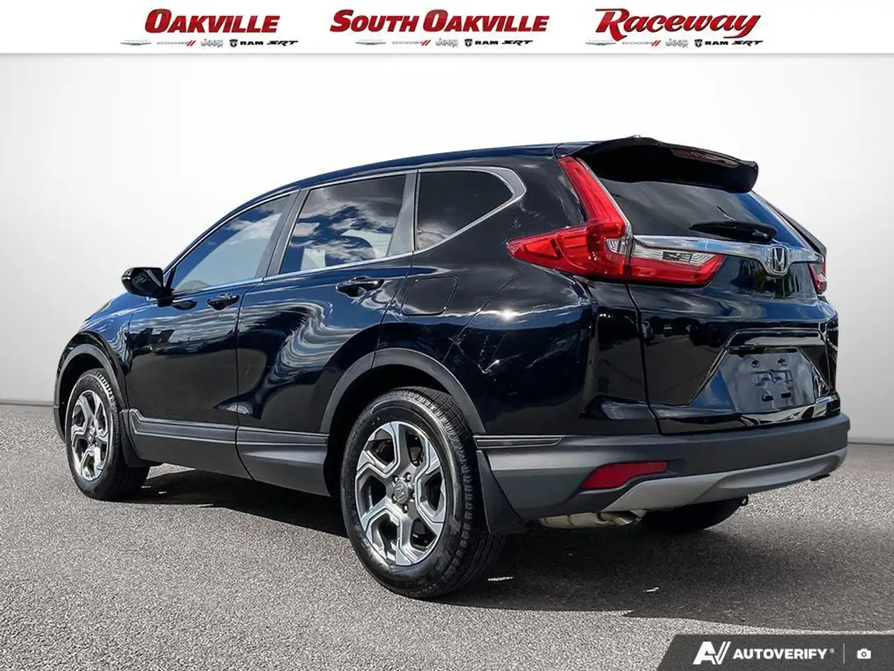 Honda CR-V photo Honda CR-V
