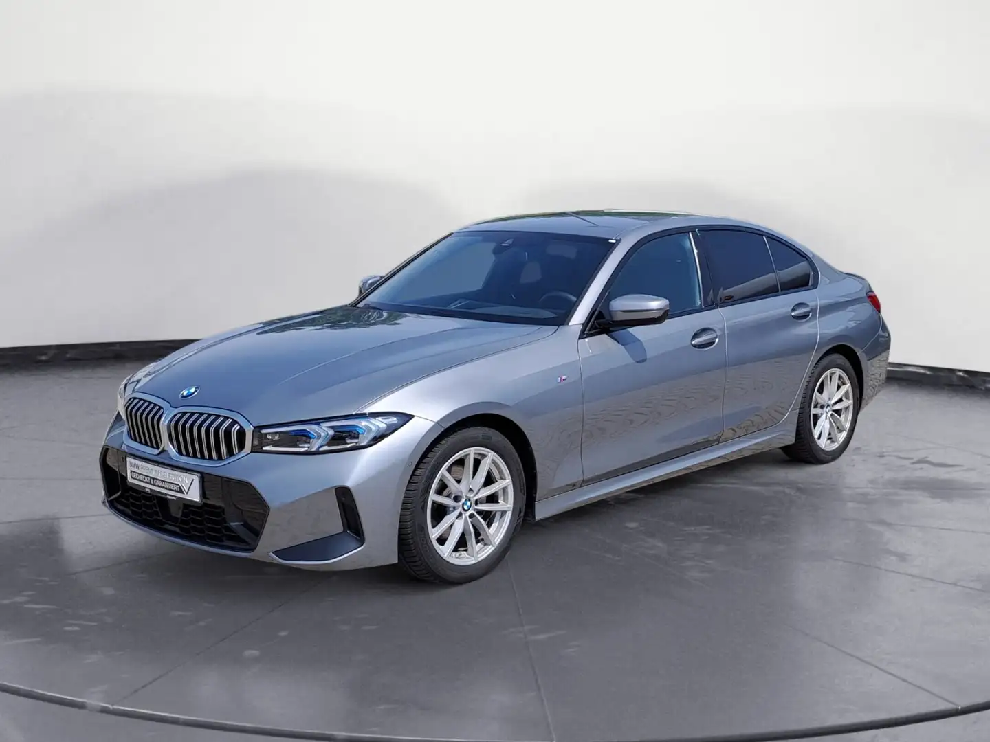 BMW 320 d xDrive Automatik M Sportpaket Innovationsp. Grijs - 2