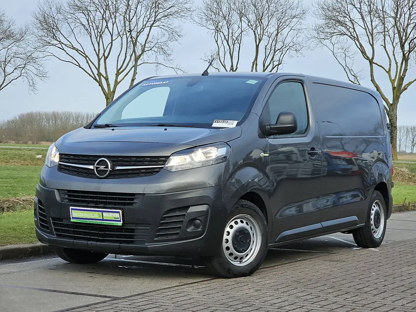 Opel Vivaro 2.0 AC AUTOMAAT EURO6 Zwart - 2