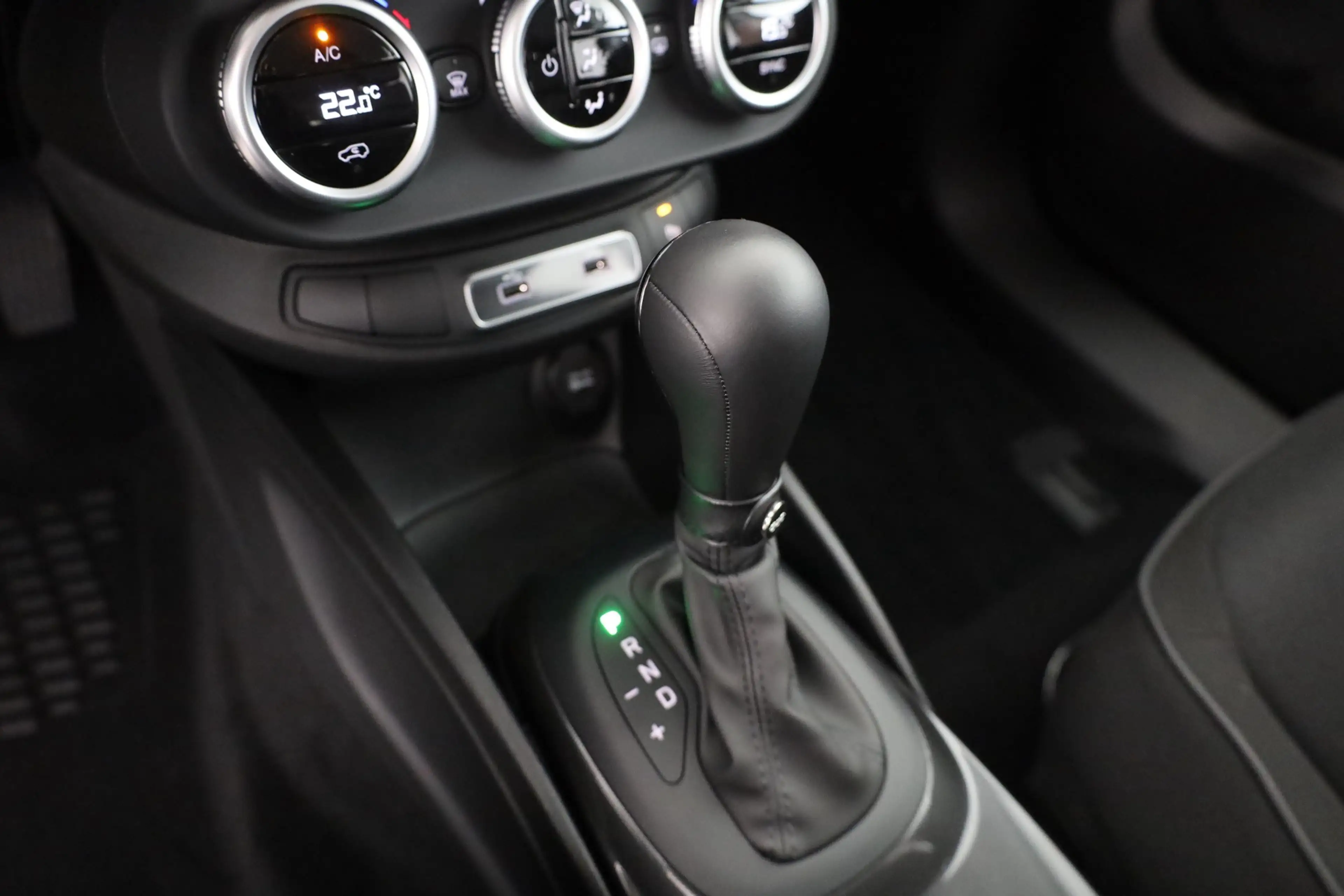 Fiat 500X 1.4T Aut. LED Kamera Tempomat App-Connect — photo 13