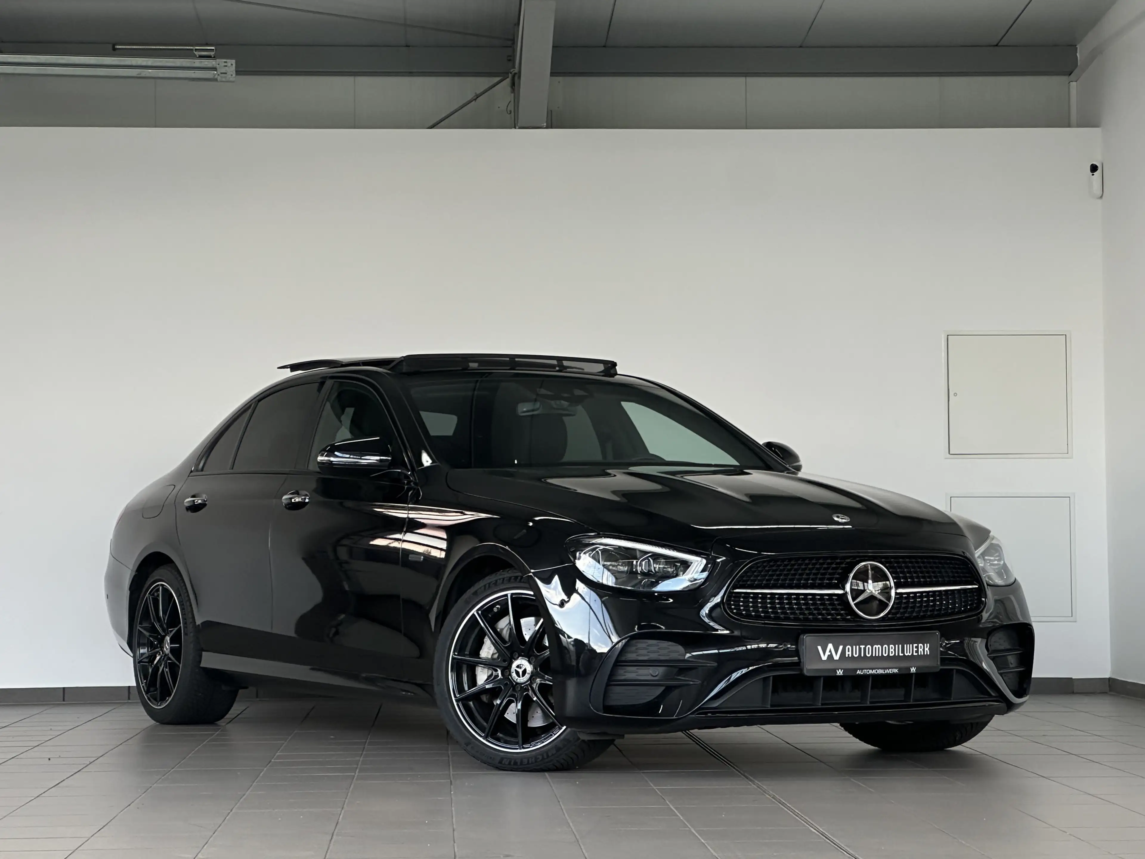 Mercedes-Benz E 400 AMG *PANO*BURM*KAM*DIST*WIDE — photo 3