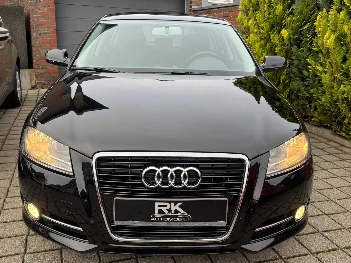 Audi A3 1.6 Attraction Nero - 2