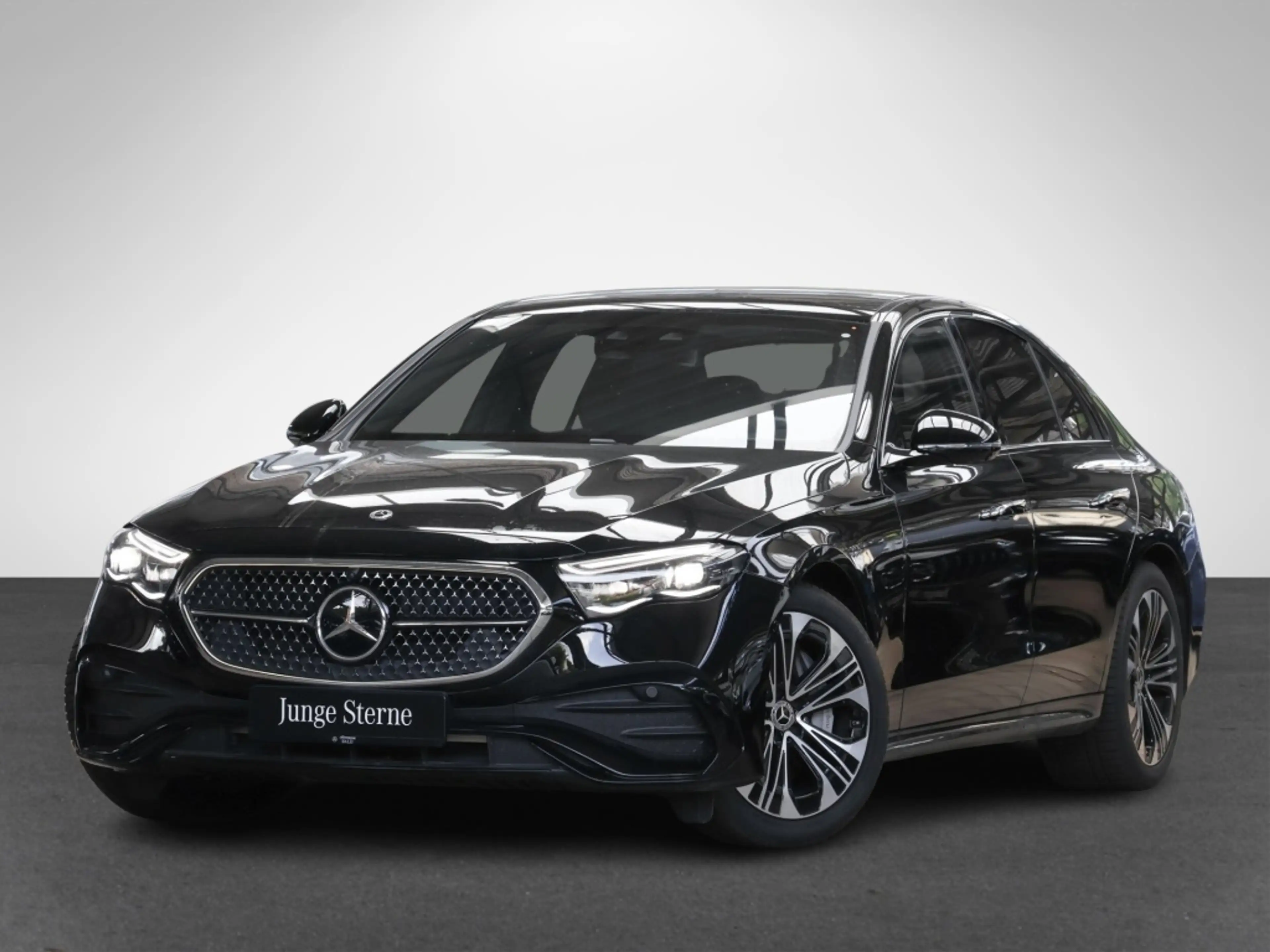 Mercedes-Benz E 220 d 4M AMG-Sport/Pano/Super/360/Burm/DIGITAL — photo 2