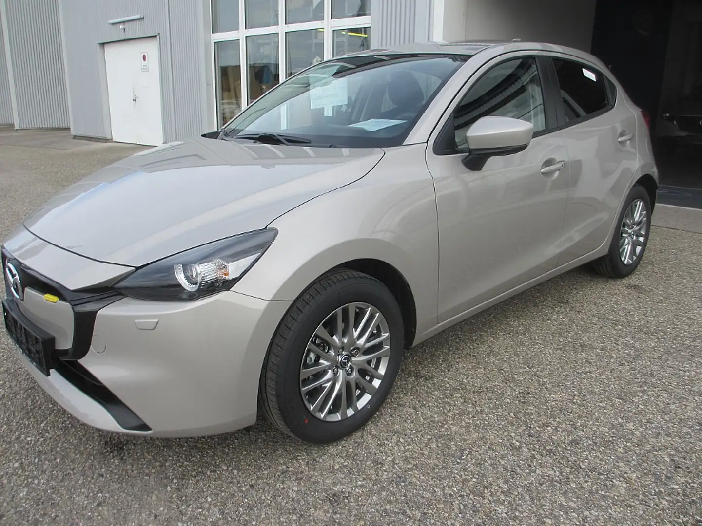 Mazda 2 /G90/Exclusive-Line Modell 2024 Beżowy - 2