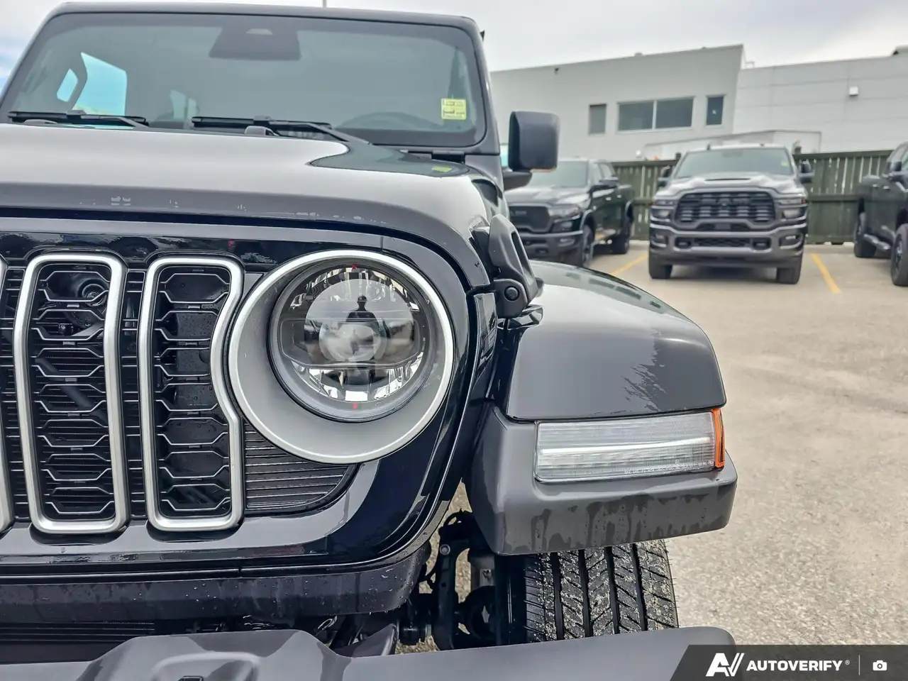 Jeep Wrangler снимка Jeep Wrangler