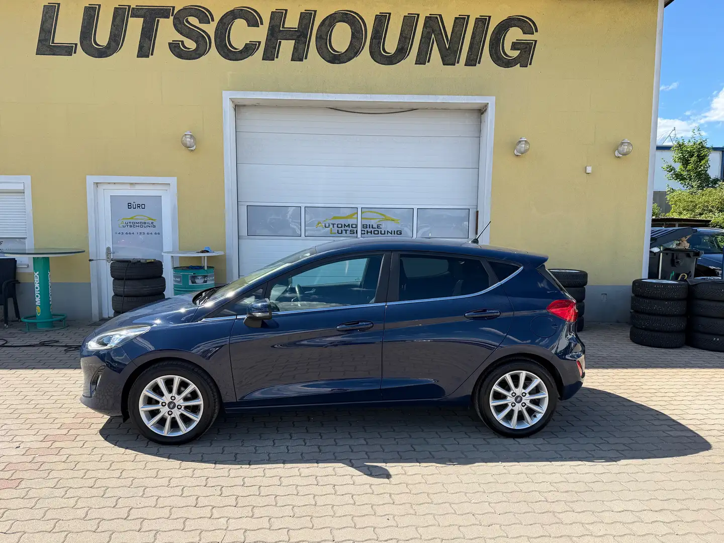 Ford Fiesta Fiesta Titanium 1,5 TDCi Start/Stop Titanium Blau - 2