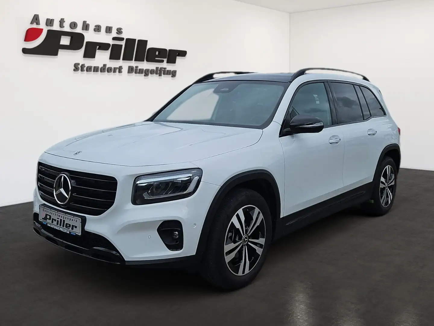 Mercedes-Benz GLB 200 d Progressive/AHK/NAVI/LED/MBUX/PGSD/ White - 1