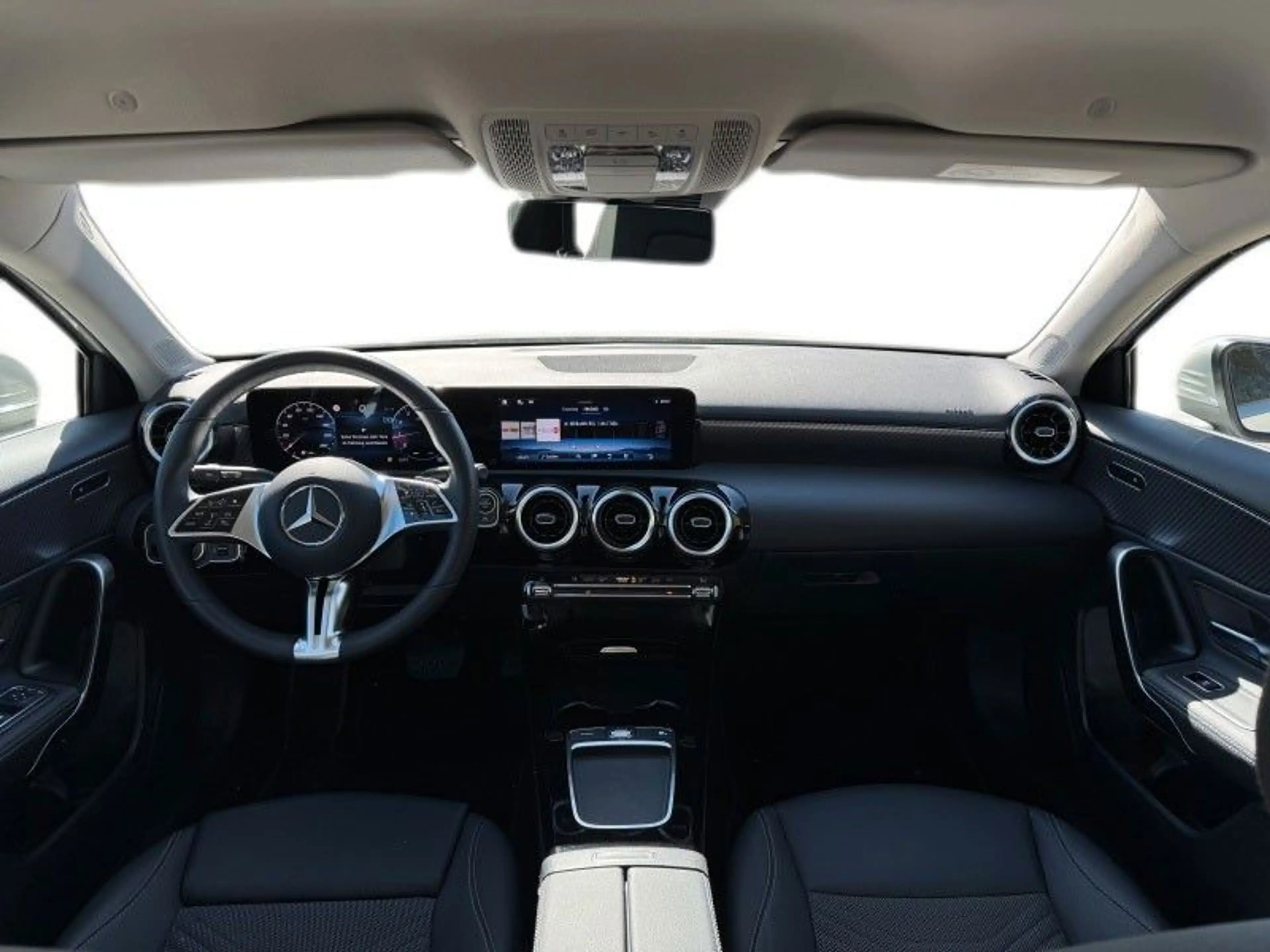 Mercedes-Benz A 220 A A 220 4Matic — photo 9