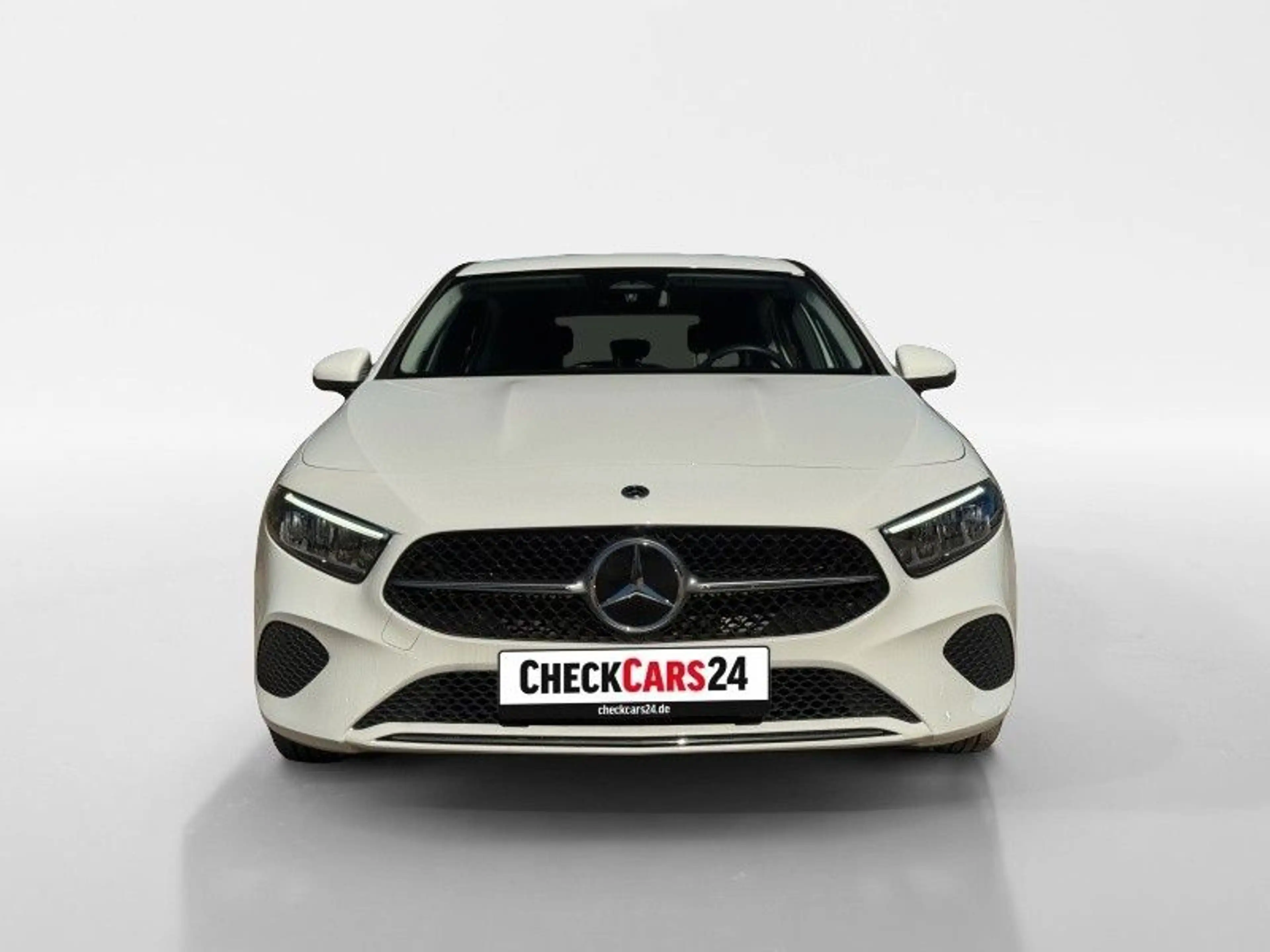 Mercedes-Benz A 220 A A 220 4Matic — photo 4