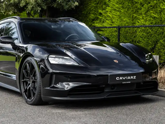 Porsche Taycan view 15