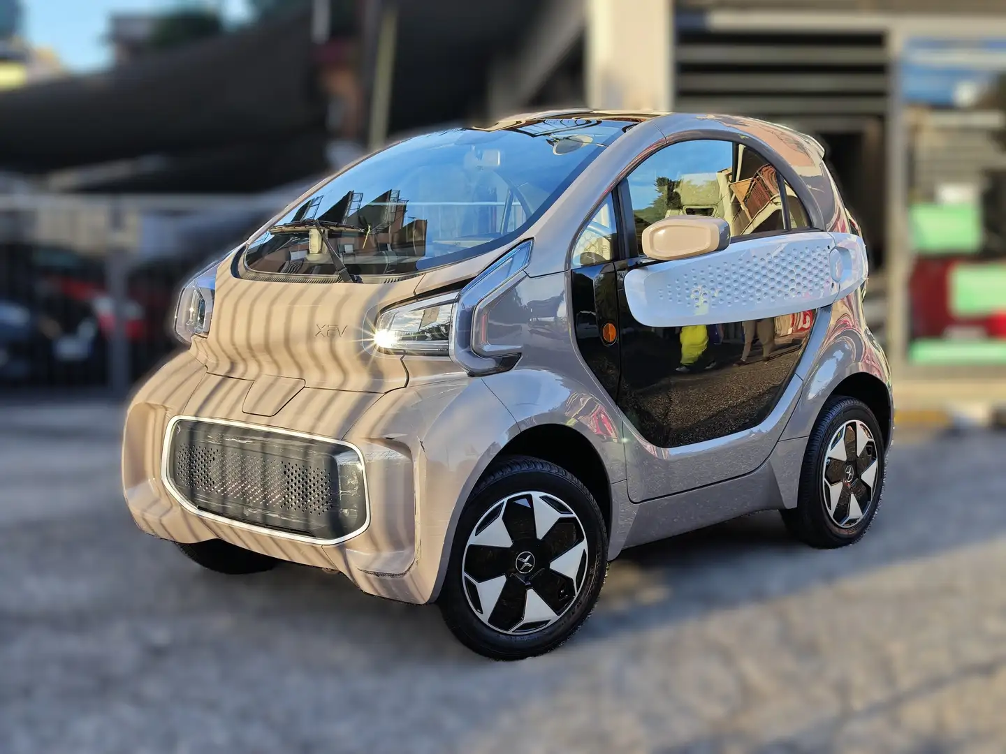 XEV Yoyo XEV YOYO unipro  • tetto, Bluetooth, full LED Grey - 1