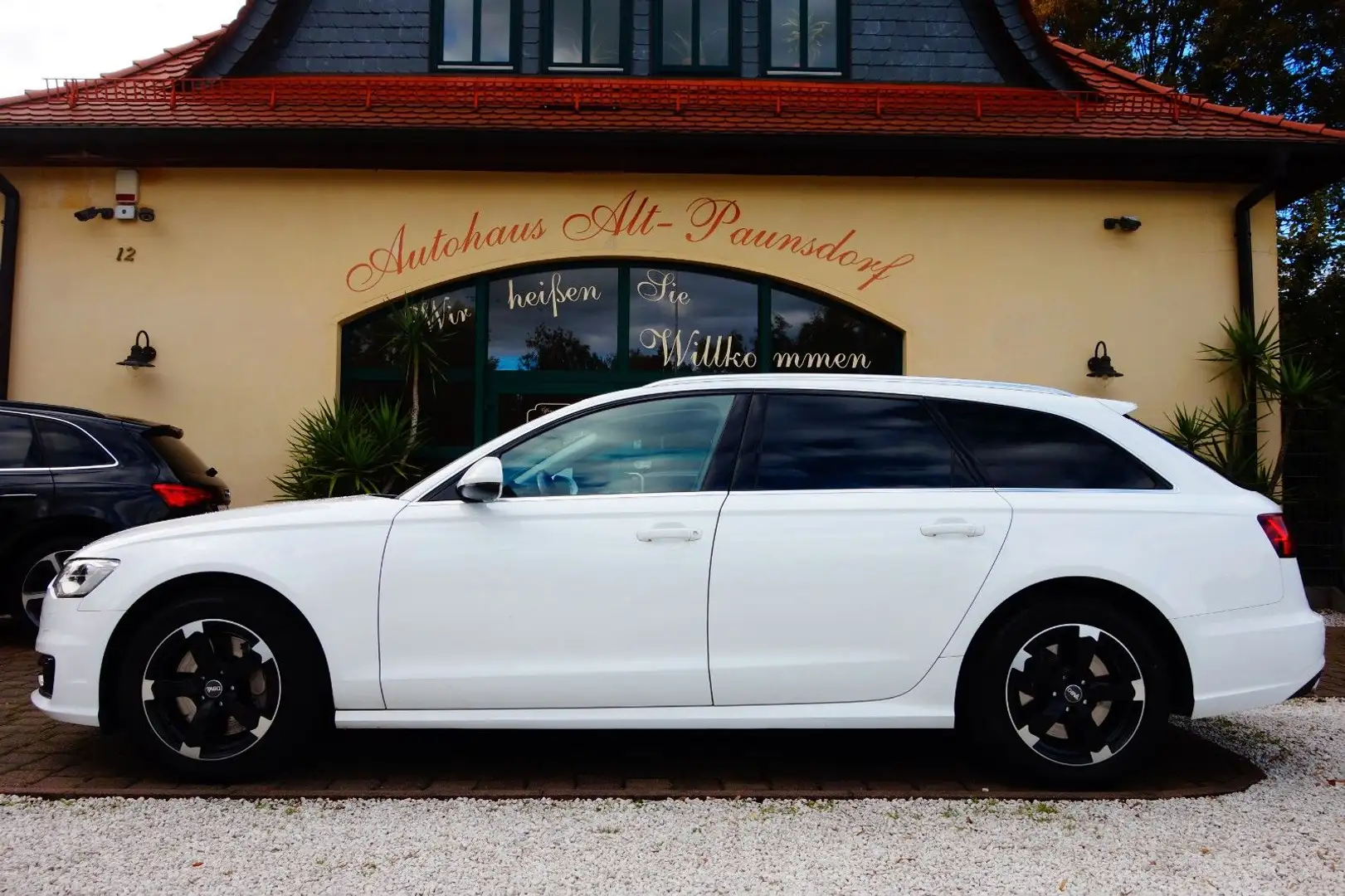 Audi A6 Avant 3.0 TDI clean diesel quattro,Totw.Navi Weiß - 2
