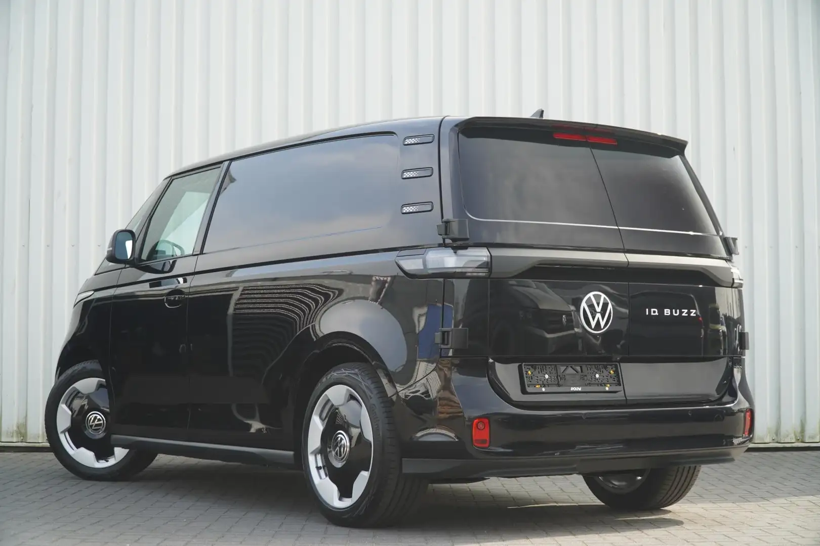 Volkswagen ID. Buzz Cargo 286pk Bulli Edition 79 kWh | 20" Velgen | Trekhaak Schwarz - 2