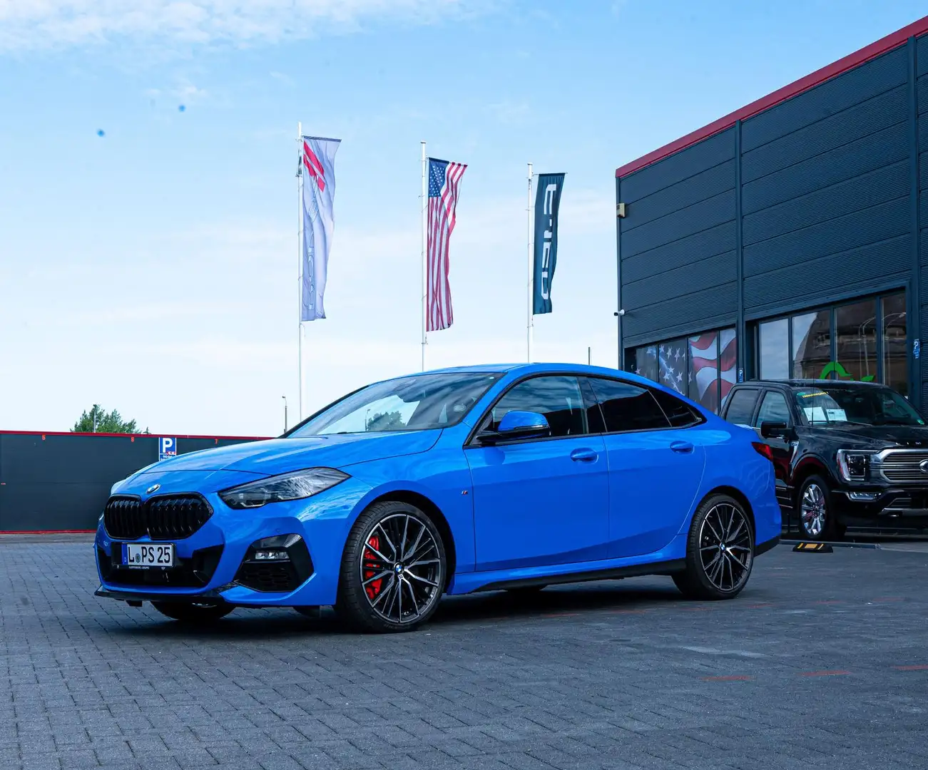 BMW 220 i M Sport 2.0 Garantie R-Kam, Android Auto Blau - 1