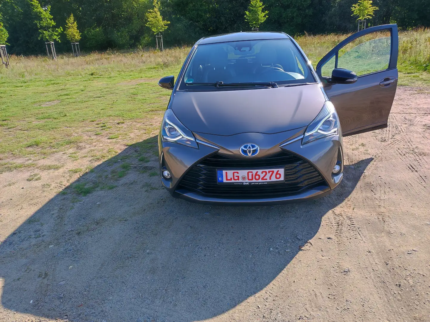 Toyota Yaris Yaris Hybrid 1.5 VVT-i Style Selection Beige - 1