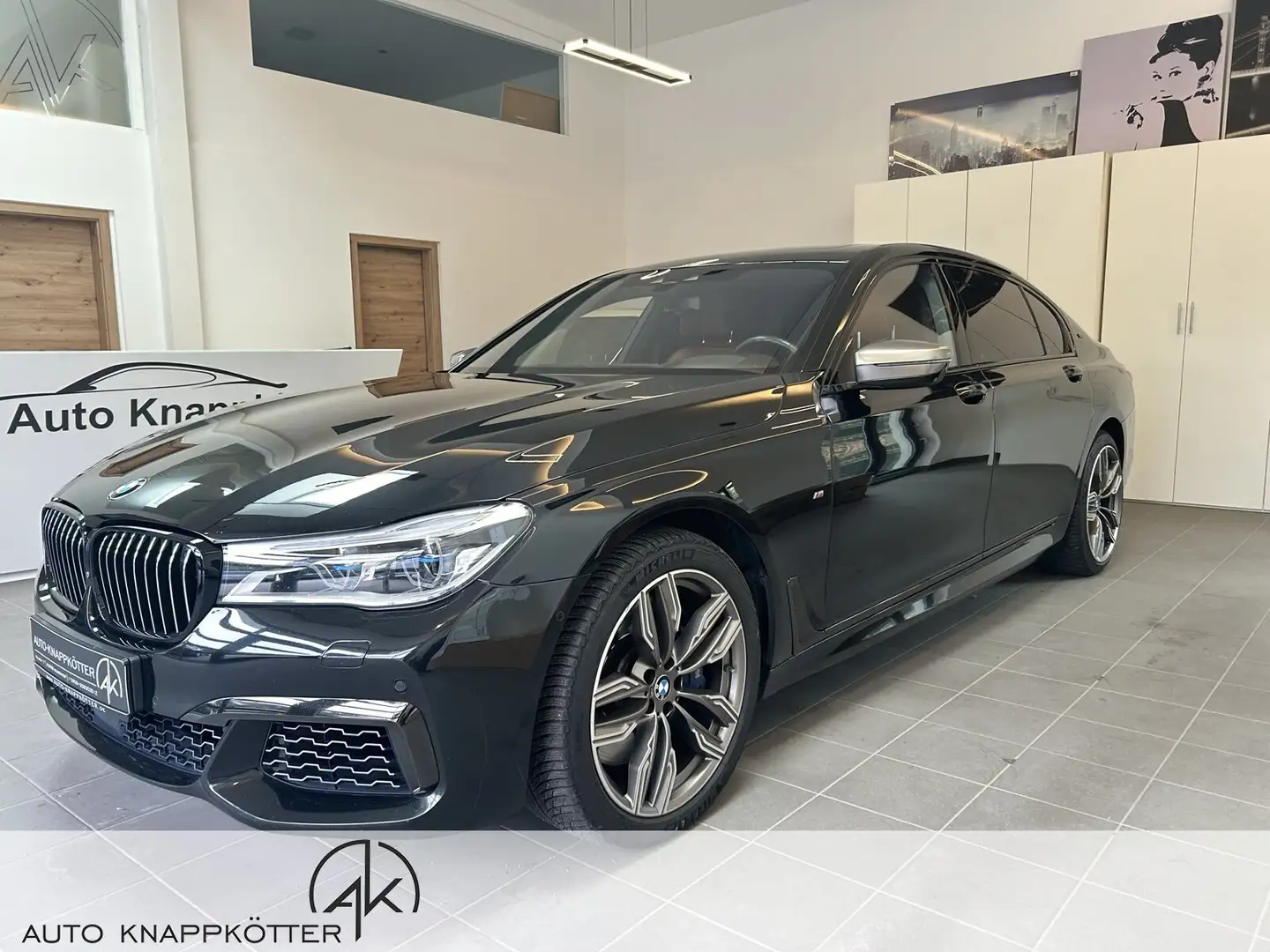 BMW 7er - M760 Li xDrive/Vmax305/ B&W/Pano/360°Kamera Schwarz - 2
