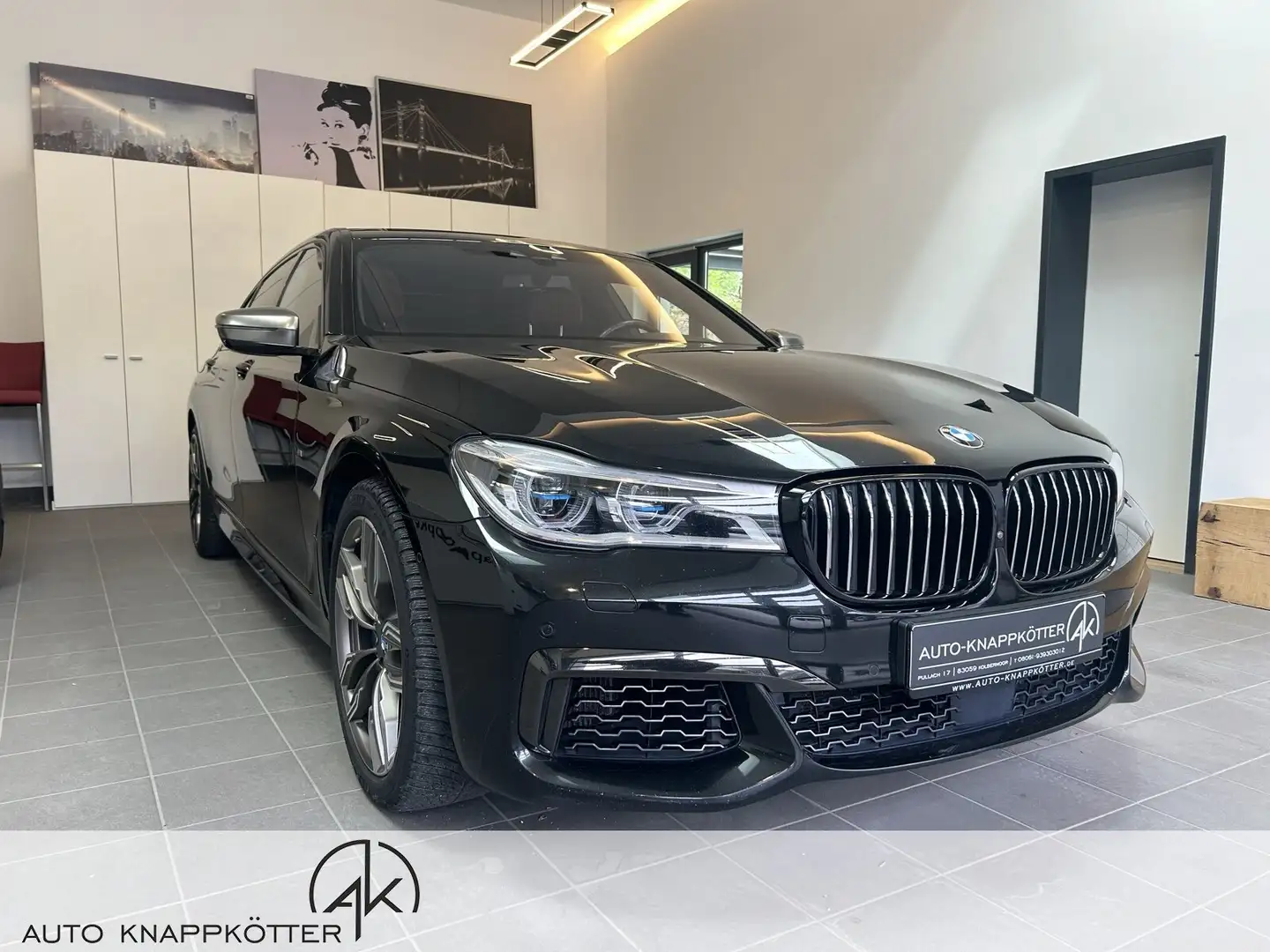 BMW 7er - M760 Li xDrive/Vmax305/ B&W/Pano/360°Kamera Zwart - 2