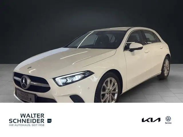 Mercedes-Benz A 220 BUSINESS NAVI KAMERA LED SHZ PDC MBUX