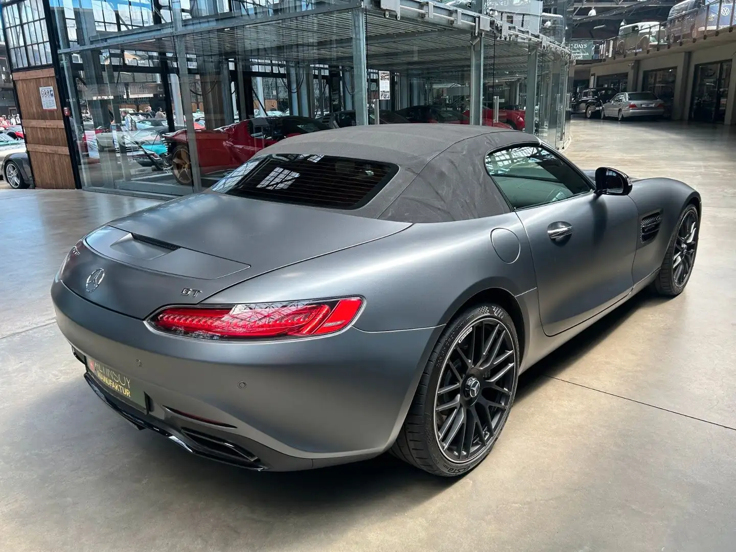 Mercedes-Benz AMG GT Roadster Серый - 2