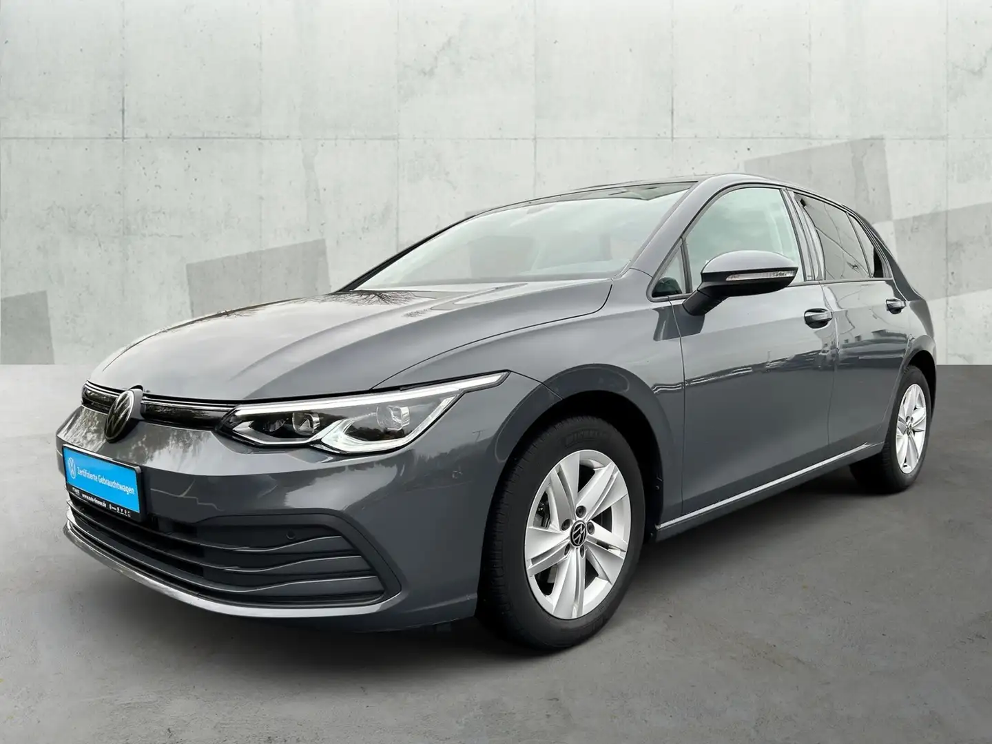 Volkswagen Golf VIII 1.5 TSI LIFE *LED *RKAM *VIRTUAL *NAVI *SHZ Grau - 2