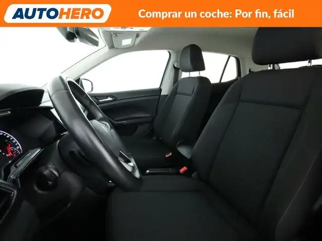 Volkswagen T-Cross view 11