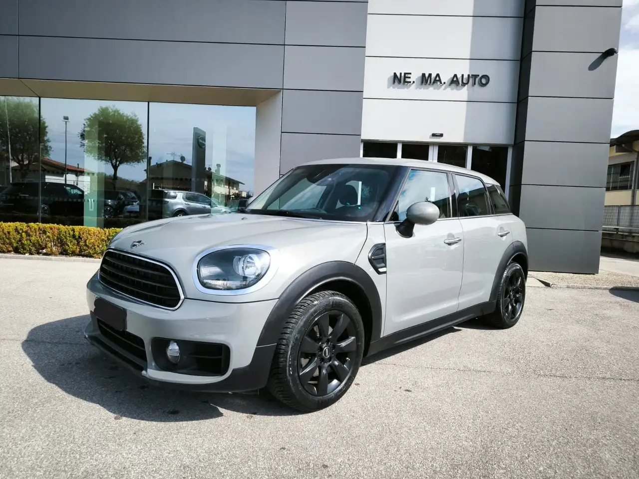 MINI One Countryman