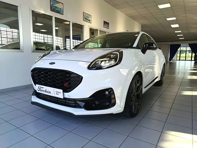 2023 Ford Puma in White for sale