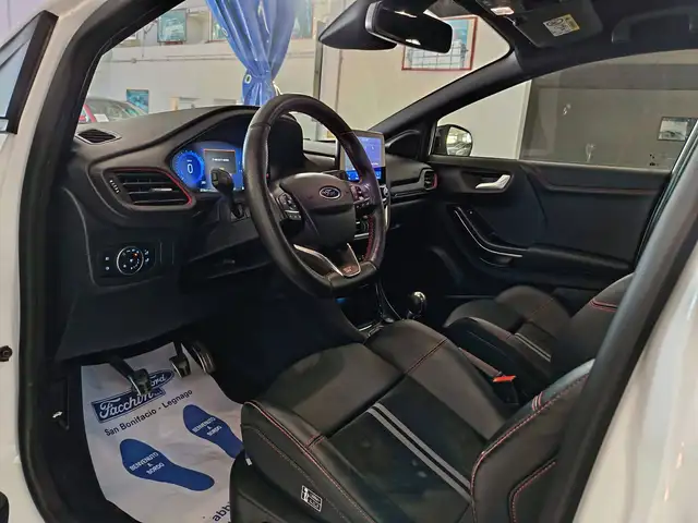Ford Puma view 2