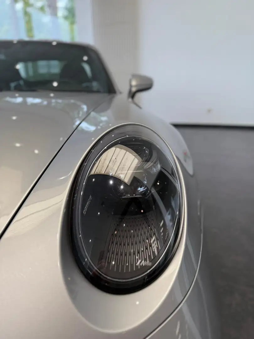 Porsche 992 911 GT3 Zilver - 2