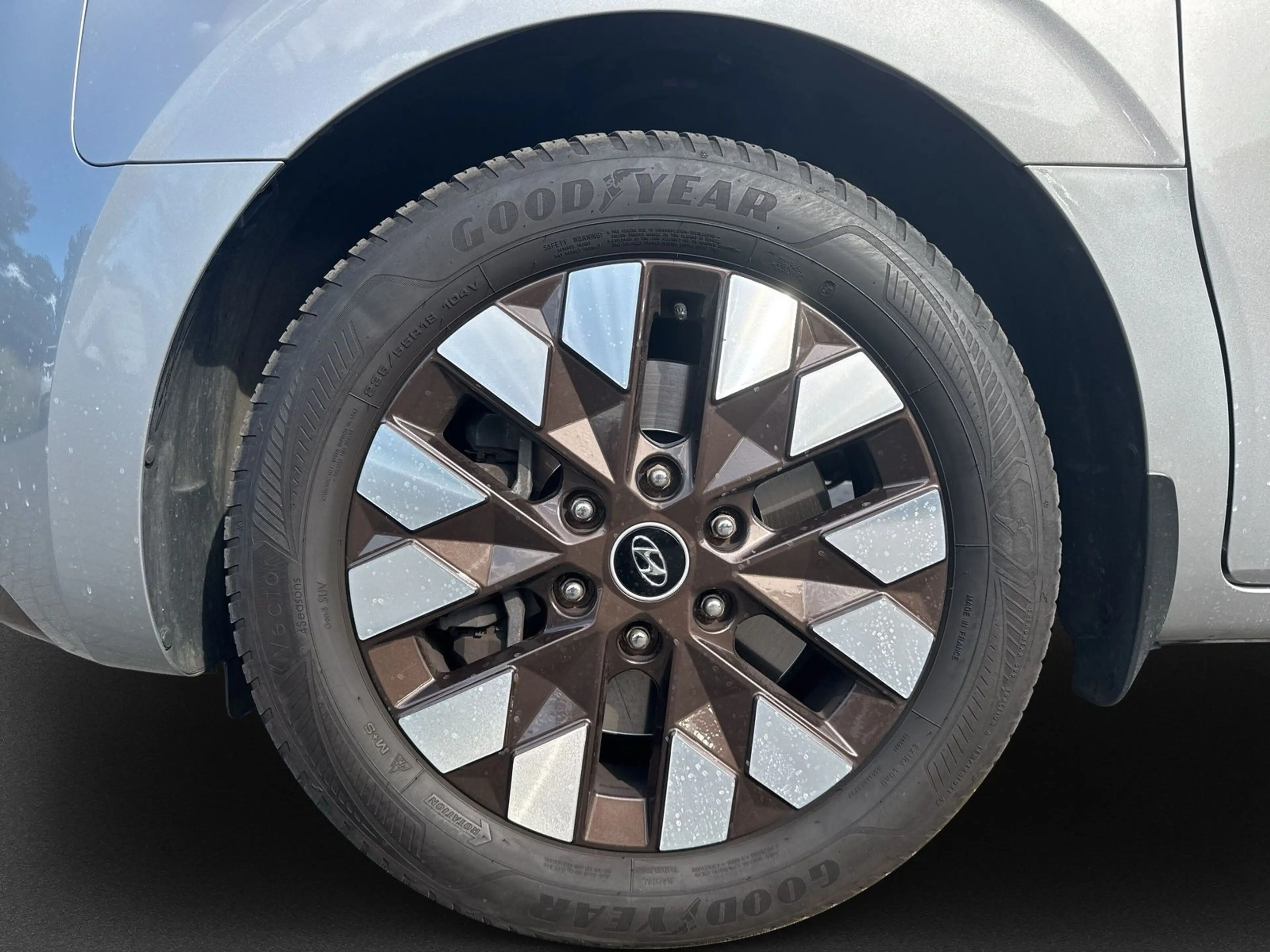 Hyundai STARIA STARIA SIGNATURE 2.2 CRDi 8AT 2WD +NAVI+KAM+ALL+ — photo 8