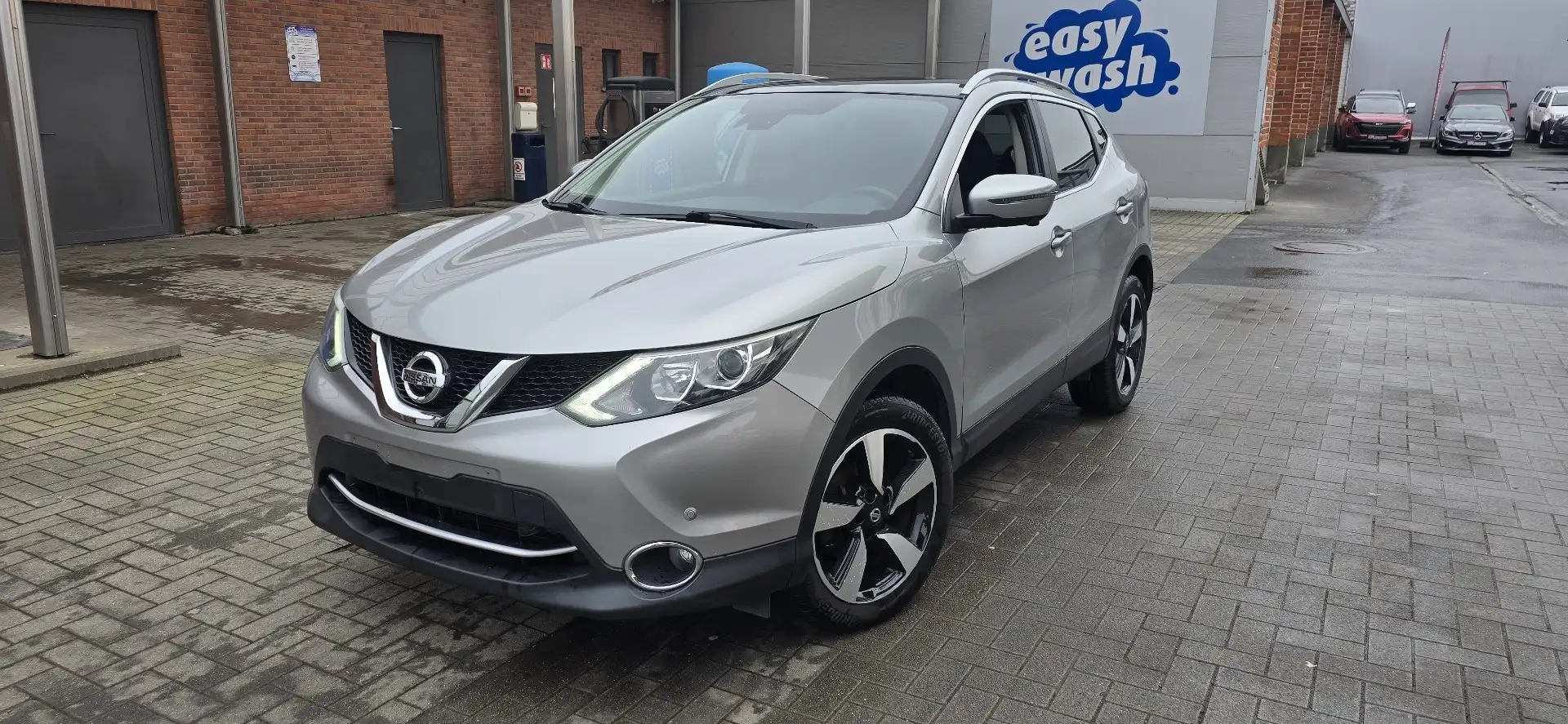 Nissan Qashqai 1.2 DIG-T TEKNA - 2